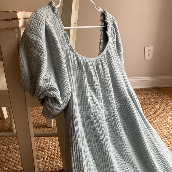 New: Mable Puff Sleeve Gauzy Cotton Midi Dress. Size Medium - Picture 4 of 11
